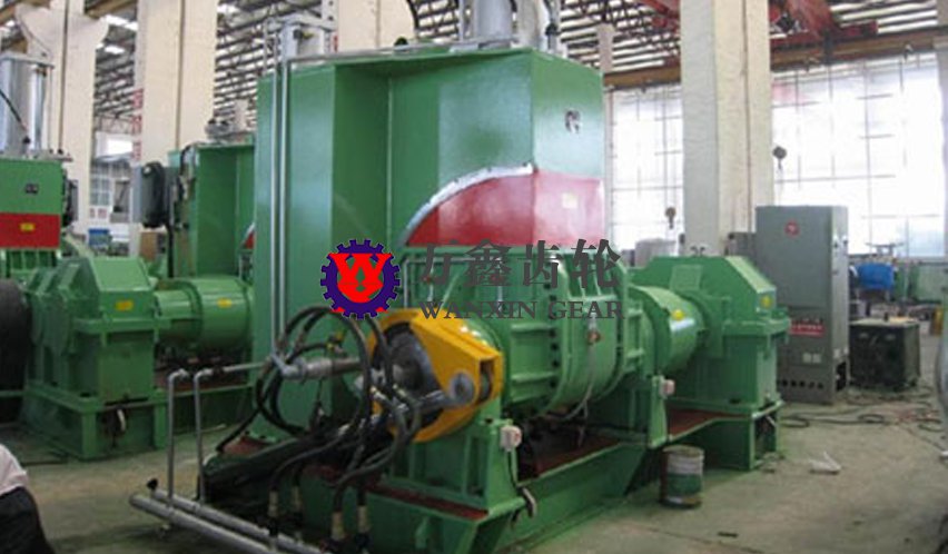 行星齒輪箱在橡膠塑料行業(yè)的應用